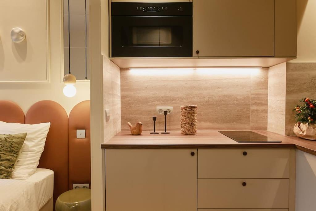 Saint Charles - Duke Housing Apartment Paris