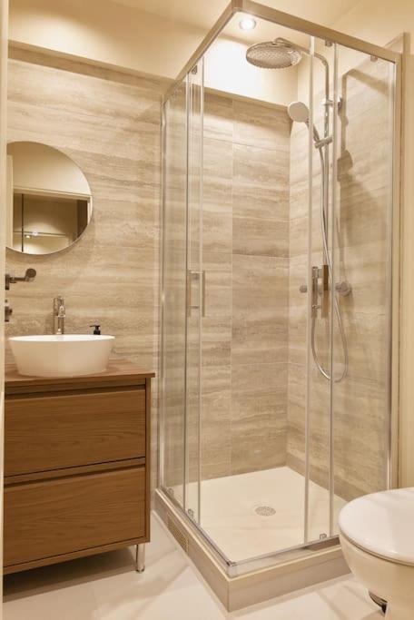 Saint Charles - Duke Housing Apartment